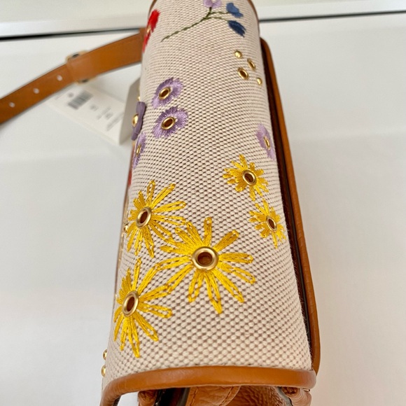 SOLD🌼NEW🌺🌼Tory Burch Britten floral canvas small saddle bag/crossbody - Picture 11 of 16